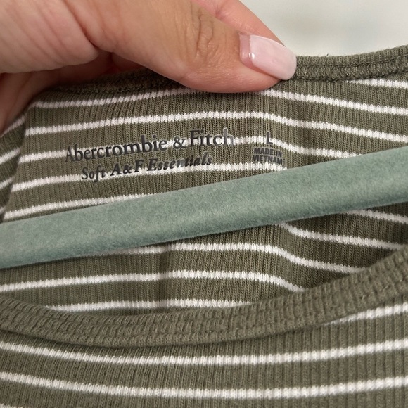 Abercrombie & Fitch Soft A&F Green and White Striped Bodysuit size large - Picture 5 of 6